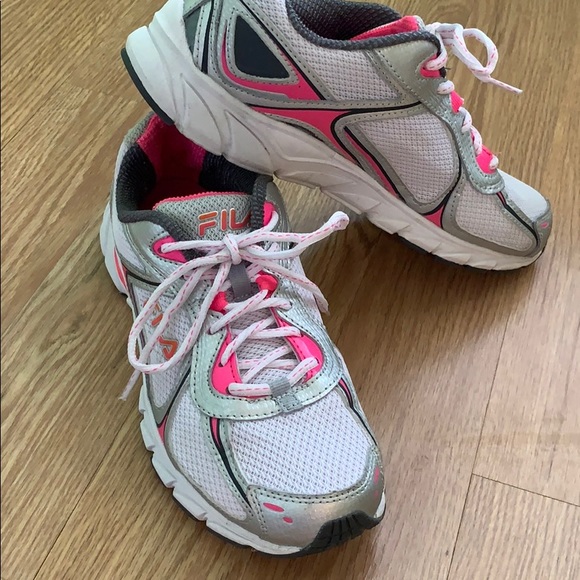 Fila Cool Max 5SR athletic shoes Fila Cool Max 5SR athletic shoes